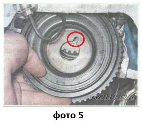 Снятие и установка зубчатых колес коленчатого/ распределительных   валов и промежуточных роликов | процедуры ремонта бензиновых двигателей dohc без извлечения их из автомобиля | opel astra