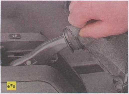 Opel astra g снятие и установка тросов привода стояночного тормоза